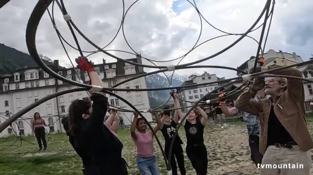 photo tvmountain_Artocene_2023_Chamonix_Musee_sans_batiment_Yona_Friedman_Jean_Baptiste_Decavele_culture_montagne